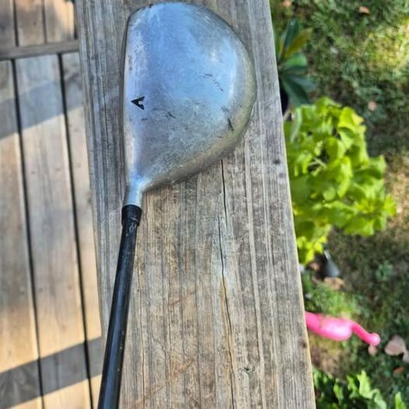 Knight Intercept Driver 10.5° Loft - Graphite Shaft Intermediate Flex - RH - 44" - Picture 3 of 7